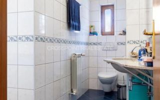 Apartament in vila Capitale plus Demisol - Poză 17