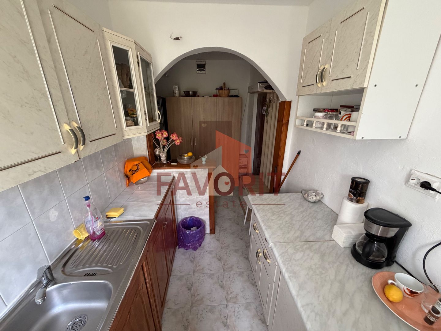 Decomandat. Cu centrala proprie. Etaj intermediar - Poză 4