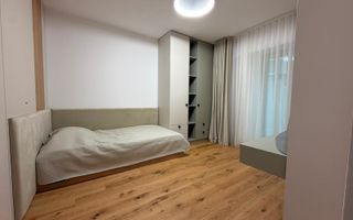 Apartament premium cu 3 camere de vânzare | 70 mp + terasă 145,5 mp | - Poză 4