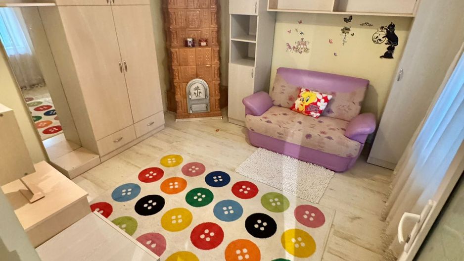 De vânzare casă cu 4 camere, garaj - Poză 6
