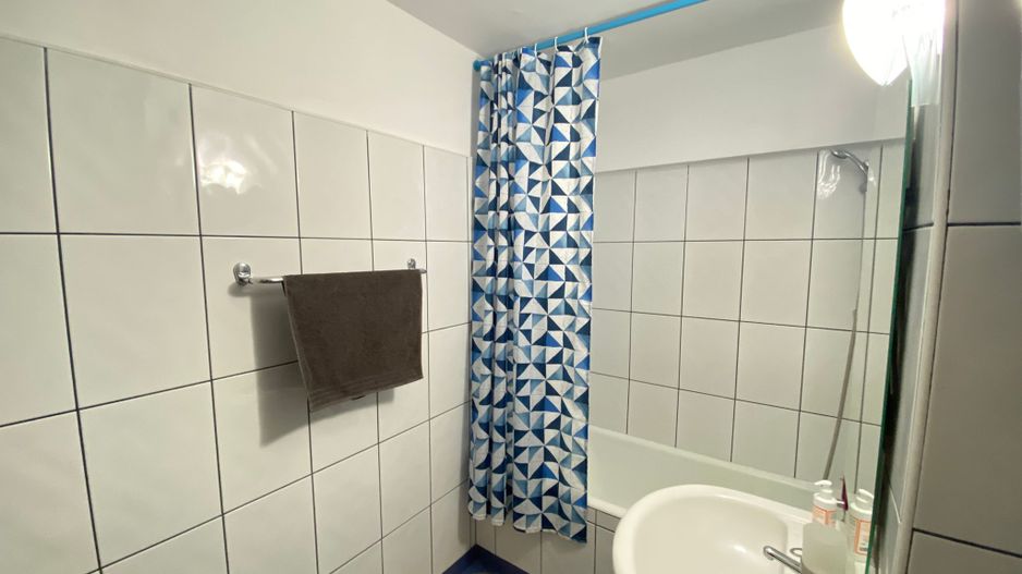 Apartament de închiriat – 2 camere | TINERETULUI V8 - Poză 12