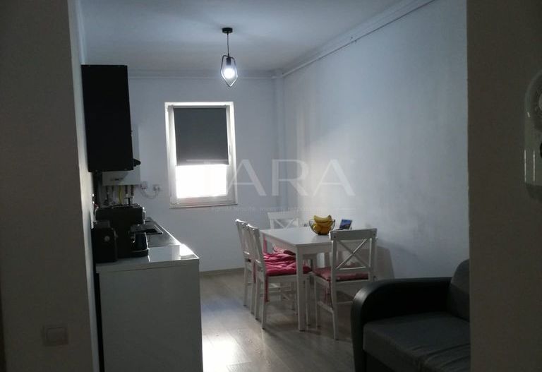 Apartament 2 camere, Baciu, 44 mp, balcon, parcare, ideal investitie. - Poză 3