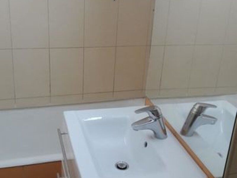 GARSONIERA BD. DECEBAL, BUCATARIE INCHISA, LIBER, METROU 6 MINUTE - Poză 6