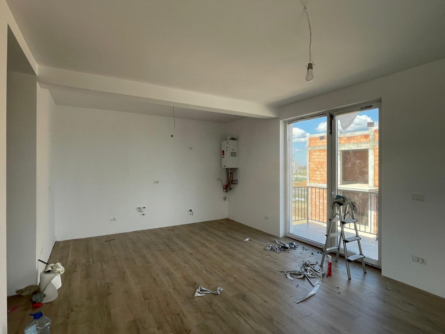 Apartament 2 camere 58mp + balcon 5mp - 73.900€ - Mosnita - Poză 3