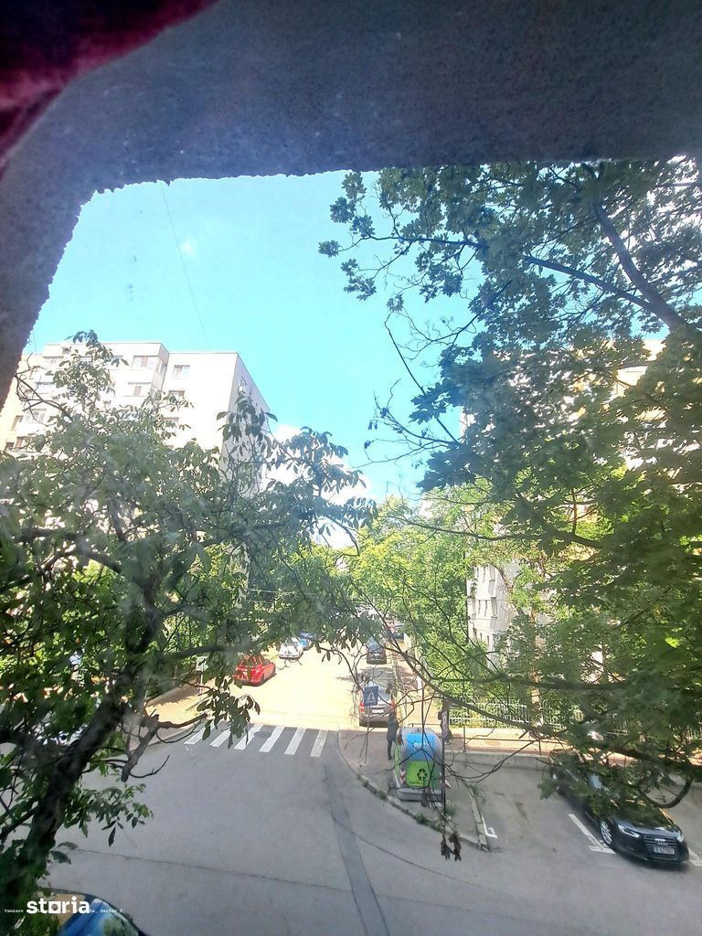 Vanzare apartament 3 camere Titan, 5 min. metrou 1 Decembrie, etaj 1/8 - Poză 8