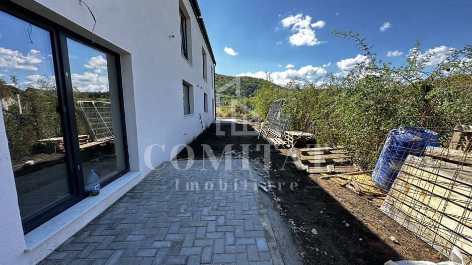 Duplex | Zona str Florilor-Floresti | 2 Locuri de parcare - Poză 28