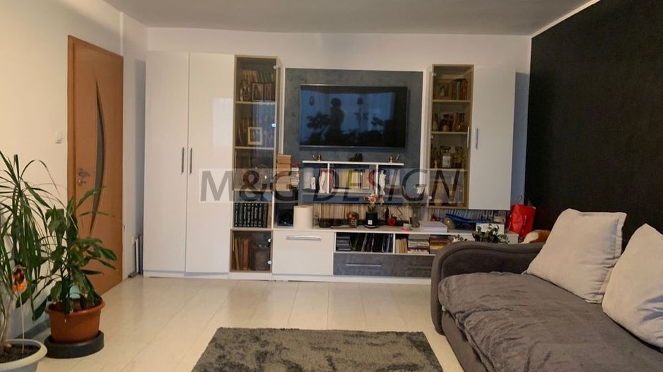 Apartament 4 camere zona Steaua etaj II - Poză 1