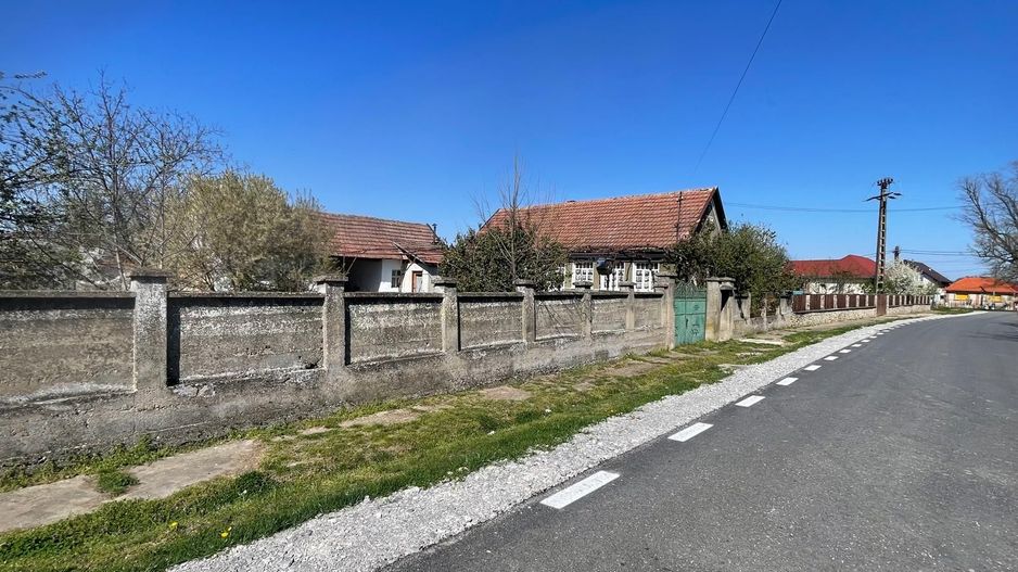Casă tradițională la sat +teren 1.500 mp. Sat  Săbolciu-47000 euro neg - Poză 2