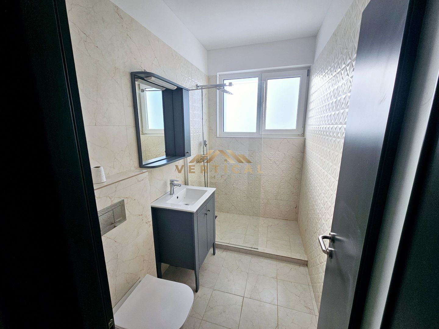 Casa 3 camere de închiriat - comuna Berceni - Poză 8