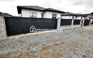 Casă la cheie pe 1 nivel 4cam. 2 bai,1 dresing 650 mp. teren - Poză 1