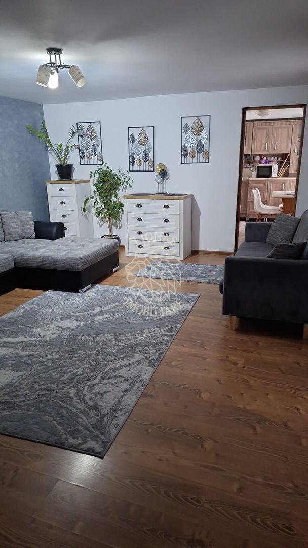 2 Case 240 mp-teren 1328 mp-livada-Cristesti 48 km de Piatra-Neamt - Poză 1