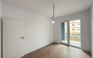 Etaj intermediar. Decomandat. Asfalt. - Poză 7