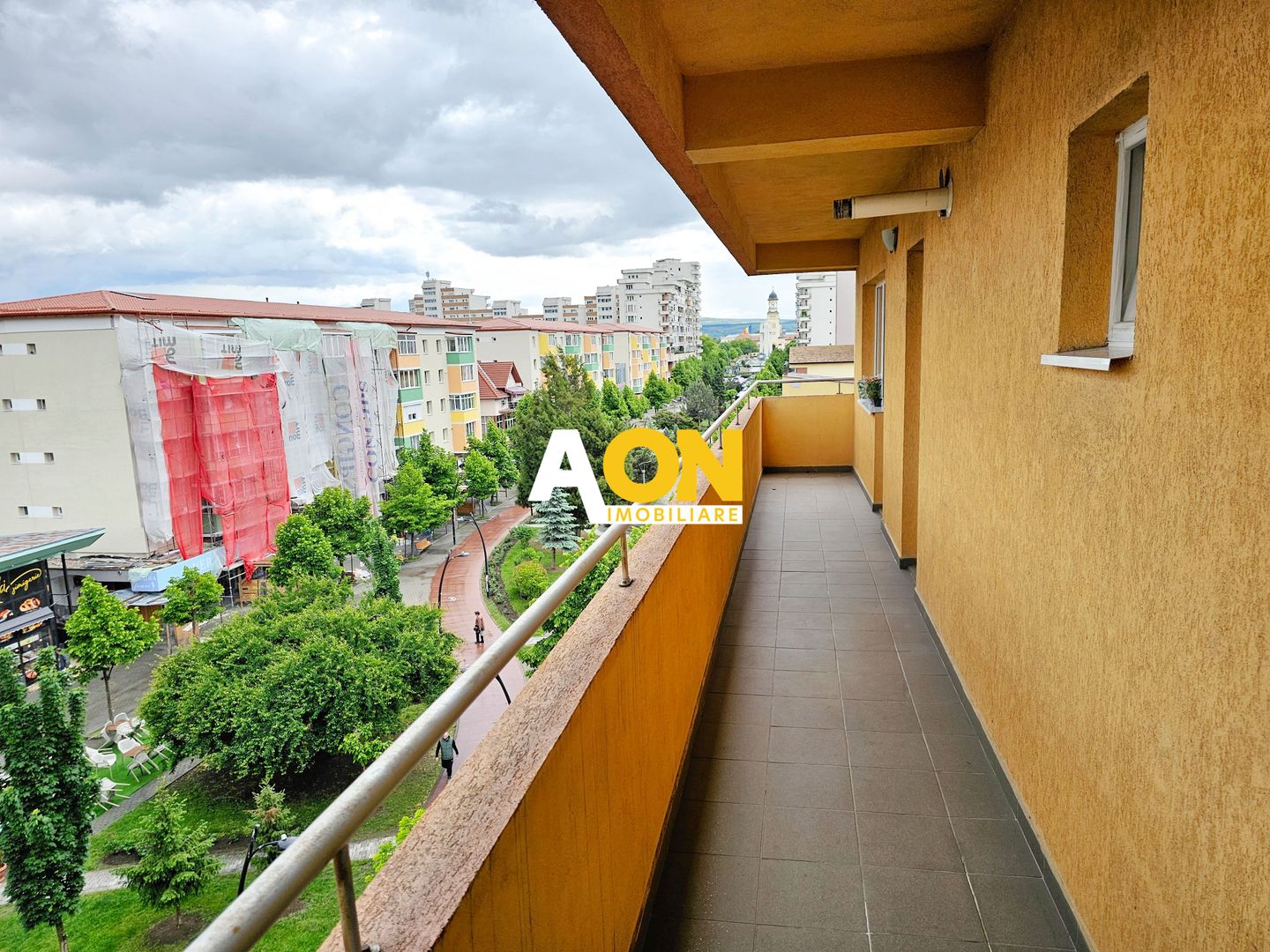 Apartament 2 camere, 60 mp utili + balcon 15 mp, B-dul Transilvaniei - Poză 1