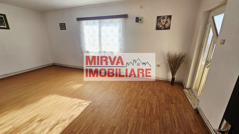 Casă 5 camere + teren generos 1700 mp – Ariceștii Rahtivani - Poză 41