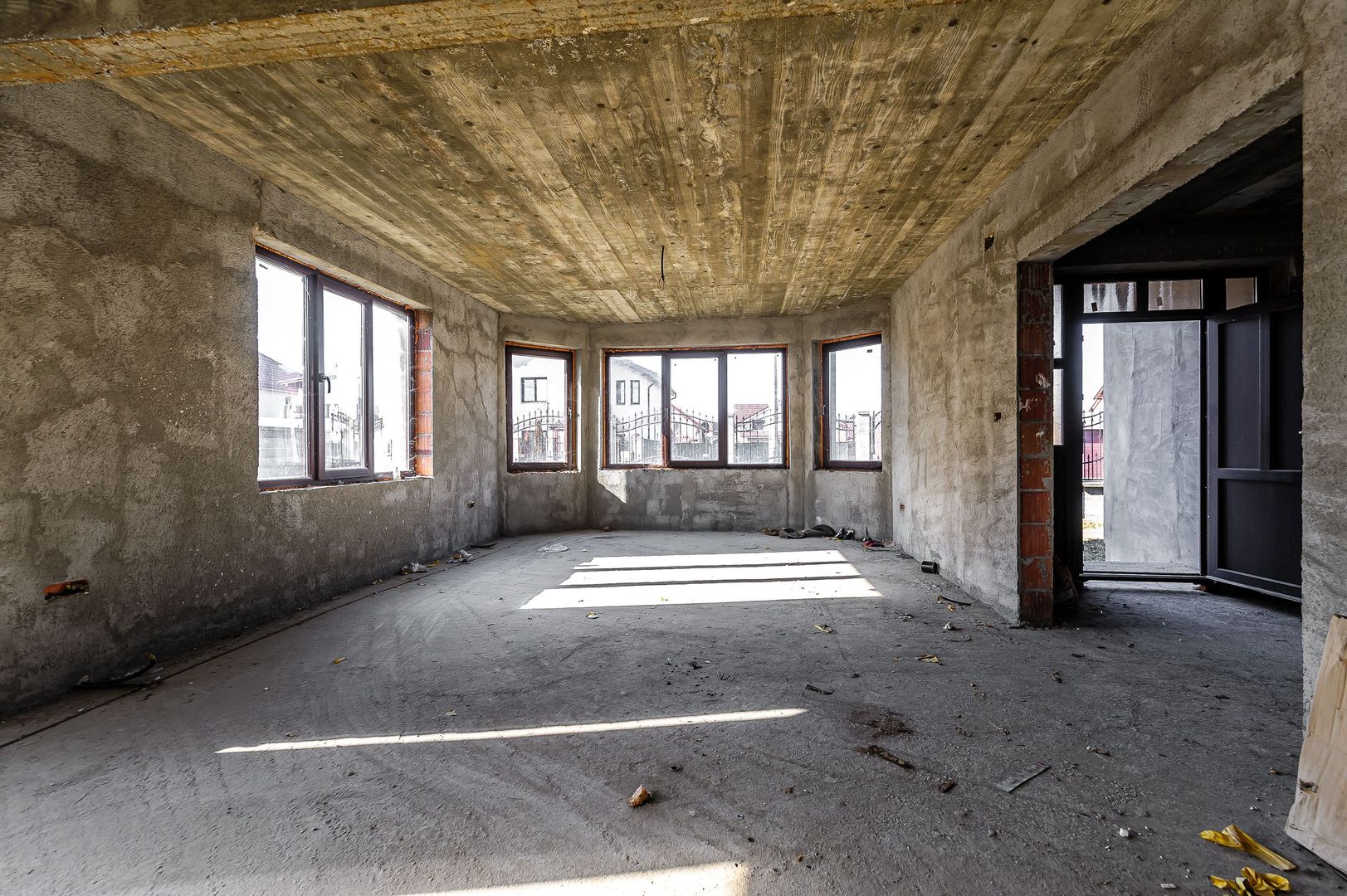 Preț competitiv - Vilă generoasă in cartierul Europa - Poză 8