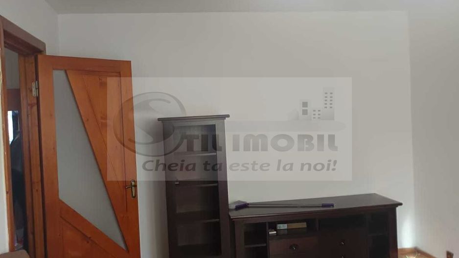 Apartament 2 camere, 52 mp, 3/4, Podu de Piatra - 96.000 euro ! - Poză 2