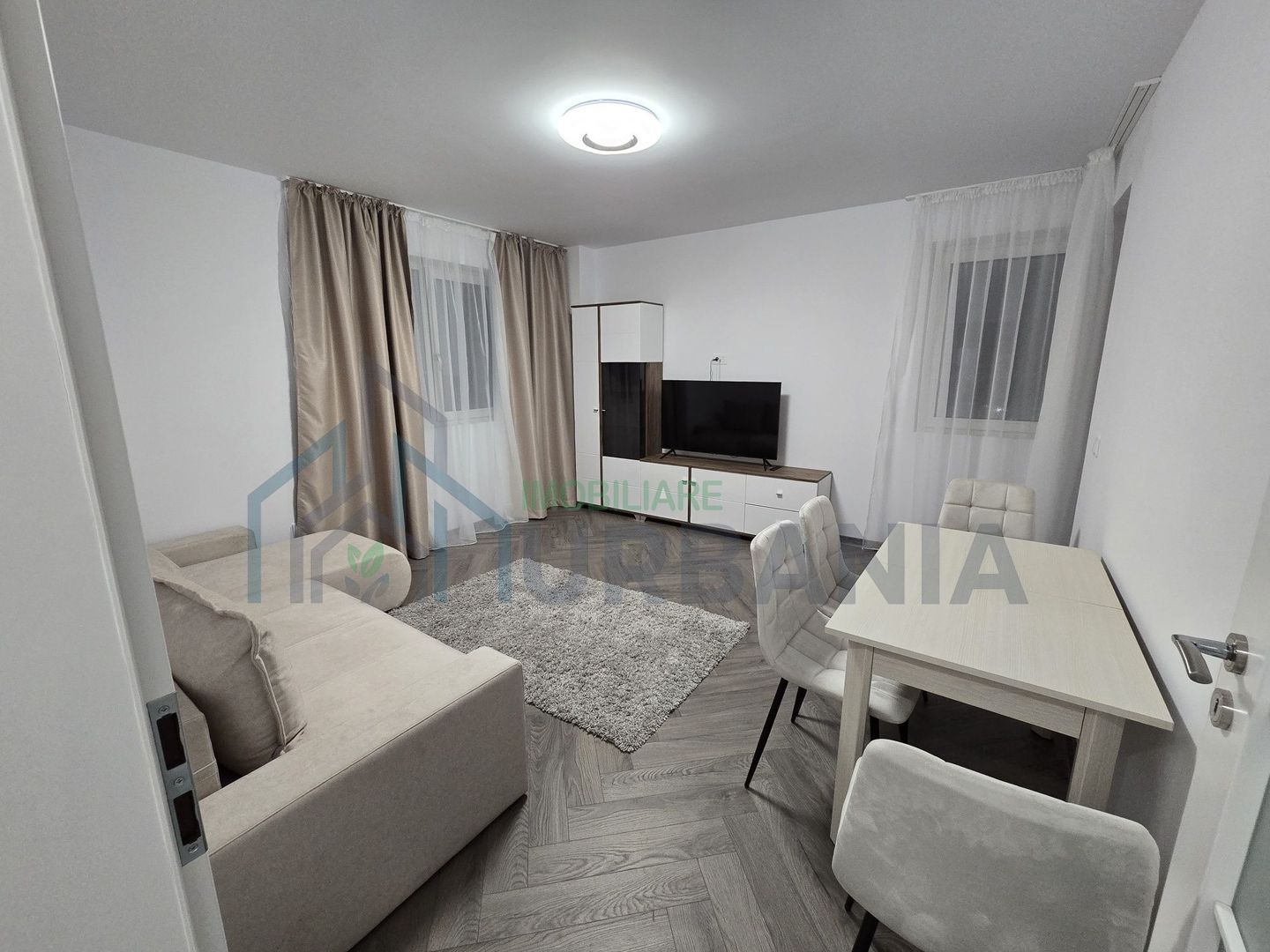 Apartament 2 camere Roca Residence | Parcare | AC | 2 TV | Boxă opțională - Poză 1