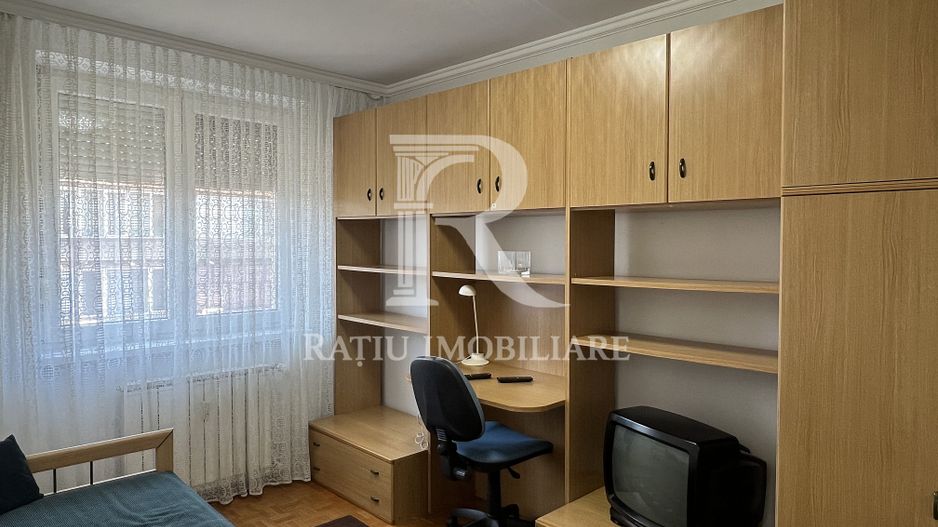 Apartament cu 3 camere | Gheorghe Magheru | Central | Oradea - Poză 12