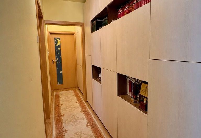 Proprietar vand apartament cu 3 camere, centrala+ baxa, zona Girocului - Poză 9