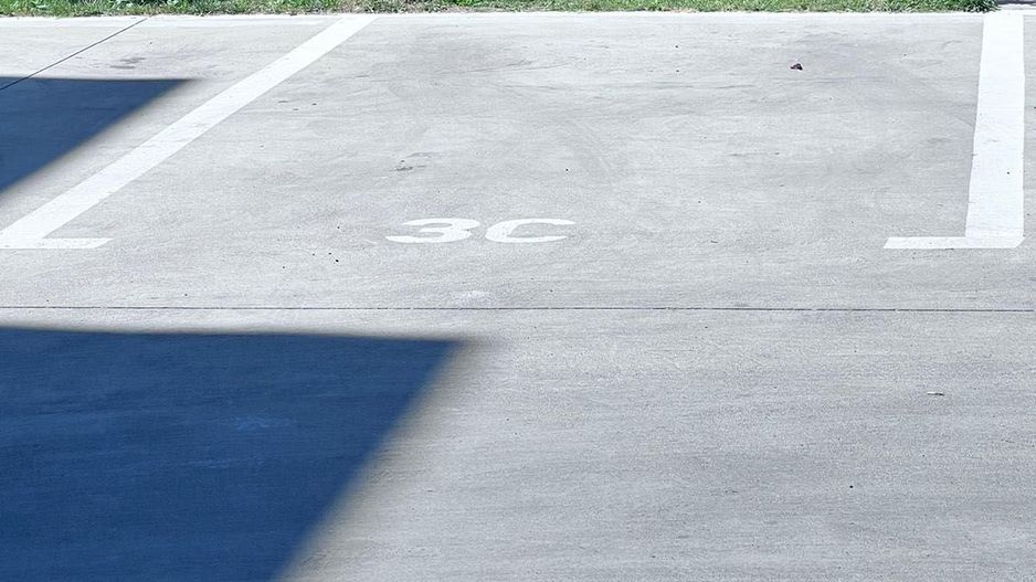 Vând apartament cu două camere - Poză 4