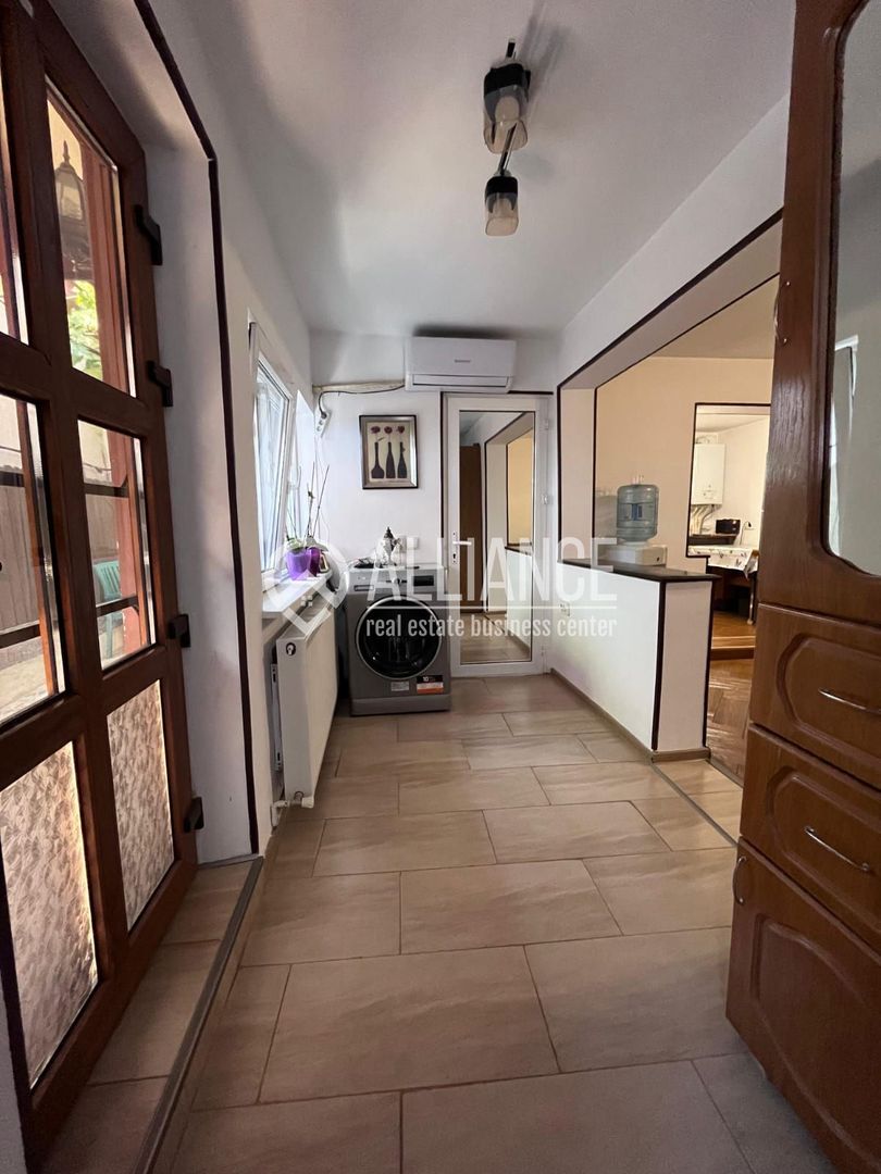 Casa la sol 4 camere,  Cartier Palas Constanța ( cod 12 ) - Poză 1