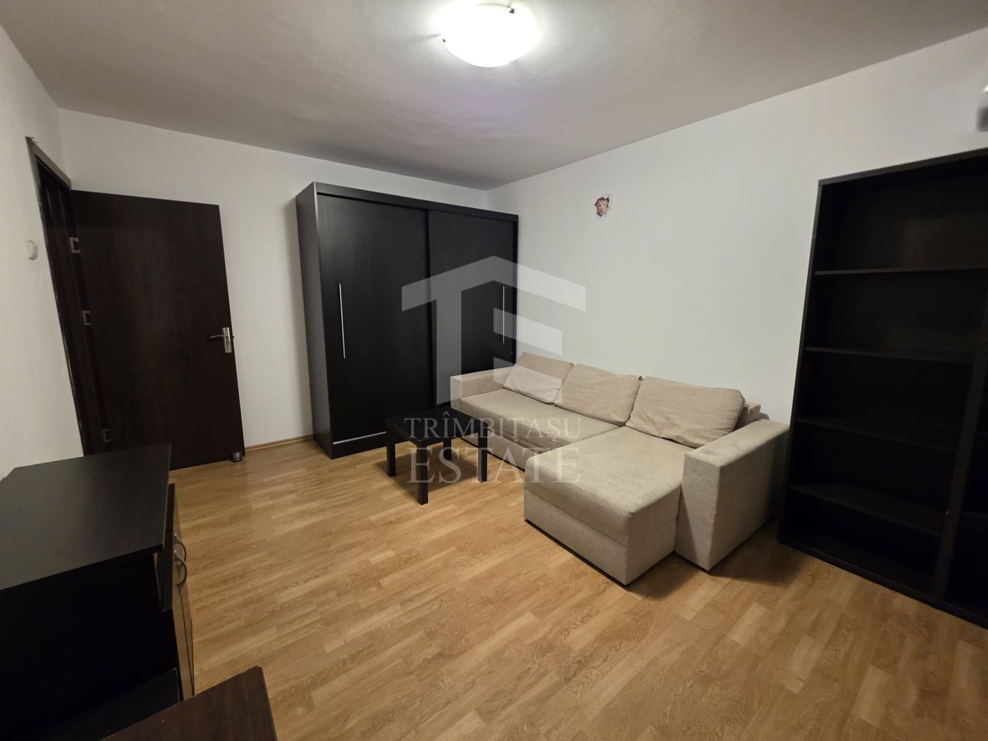 Apartament 2 camere decomandat Eroii Revolutiei - Metrou - Poză 3