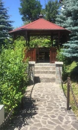 Casă Vilă cu 9 camere și piscină încălzită în localitatea Cornu - Poză 28