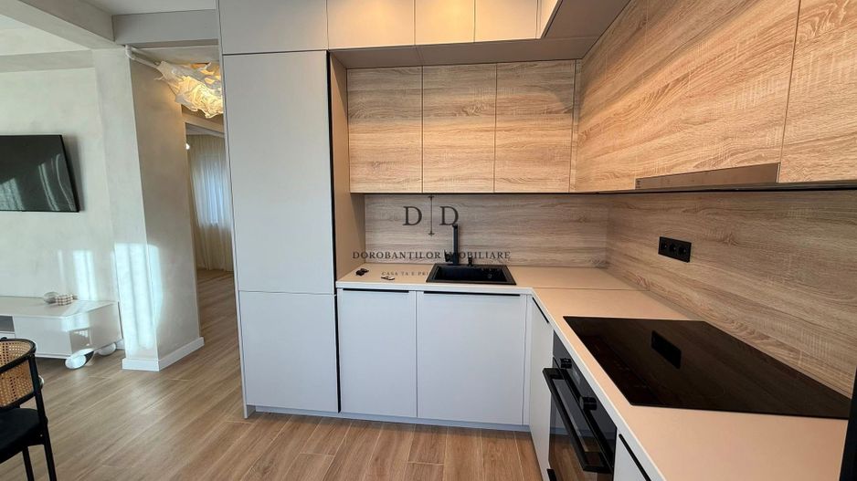 Casa de vanzare | LUX | 3 bai | gradina | terasa | parcare| Floresti - Poză 5