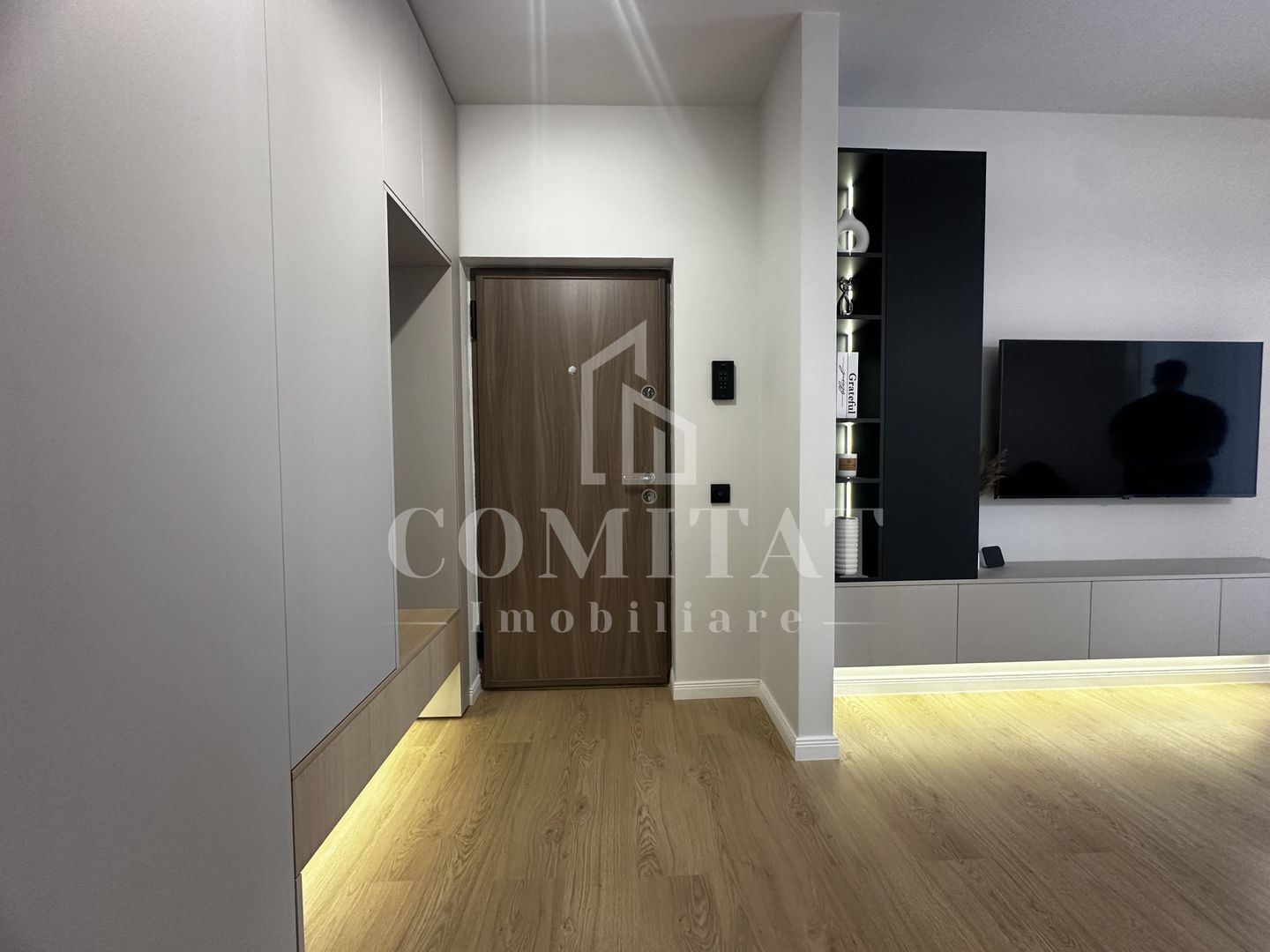 Apartament 3 camere | Ultrafinisat | Zona Spitalului Regional - Poză 16