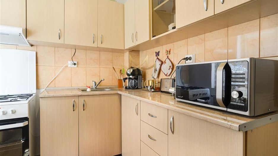 Apartament cu 1 camera gradina parcare Floresti - Poză 1
