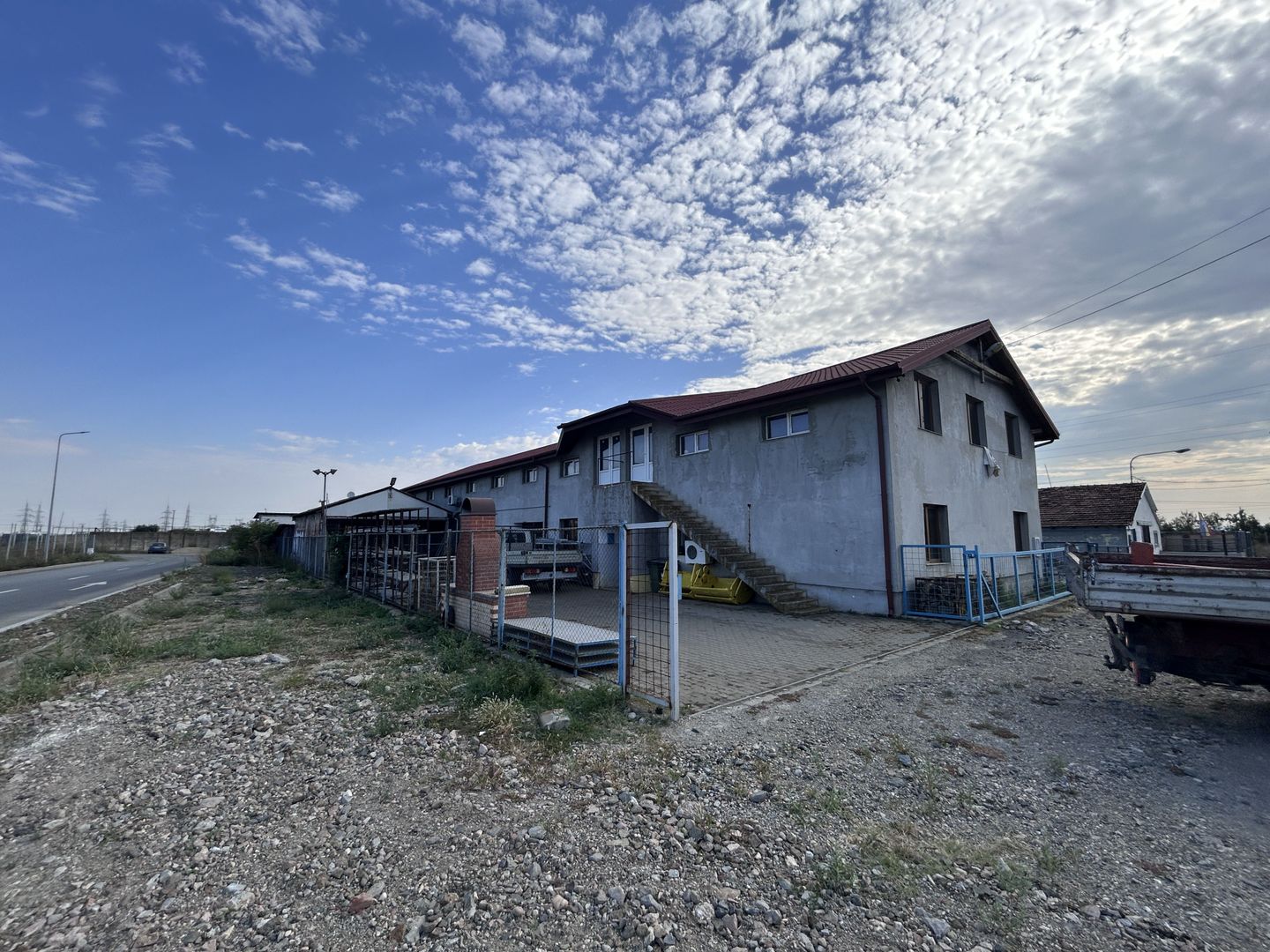 Clădire multifuncțională de închiriat – zonă cu acces TIR - Poză 17