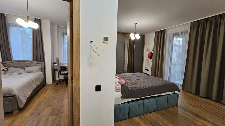 Vanzare  cladire cu 2 apartamente,  600 mp, garaje subterane, Andrei Muresanu - Poză 22