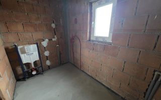 Vilă individuală în Tunari – 5 camere, curte privată - Poză 25