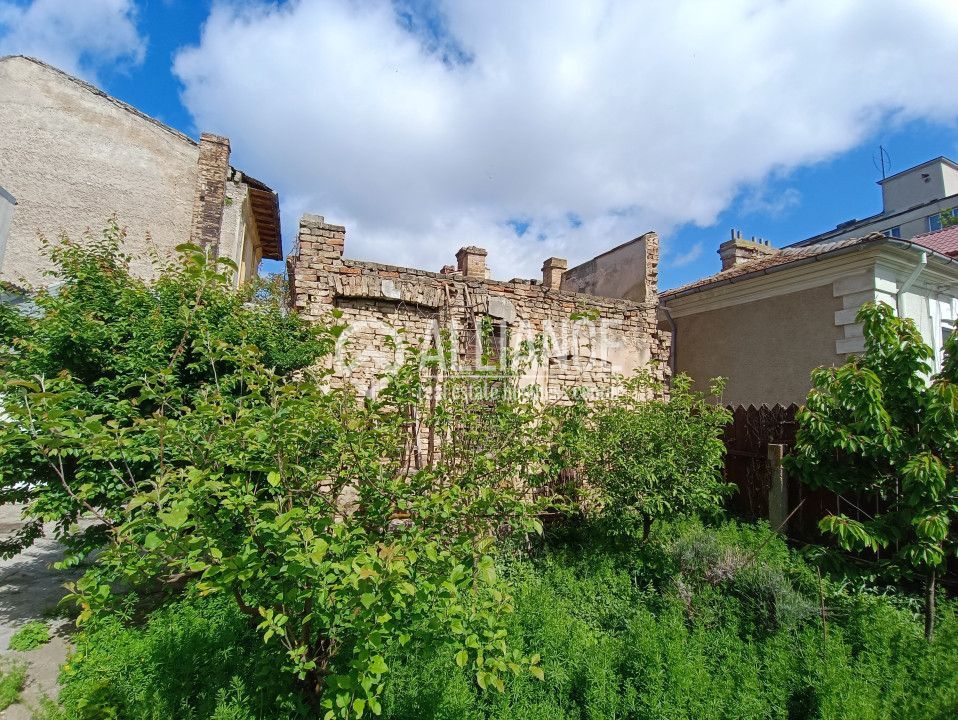 CENTRU SALA SPORTURILOR(COD03)- Casa interbelica si curte generoasa ! - Poză 64