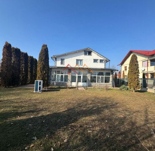 Vila ultra moderna, 9 camere, independenta energetic, Campina, Prahova - Poză 2