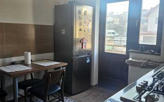 Închiriez apartament 2 camere - Poză 3