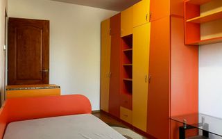 Apartament 2 camere– Cuza Vodă | Etaj 4/4 | Bucătărie spațioasă și luminoasă - Poză 7