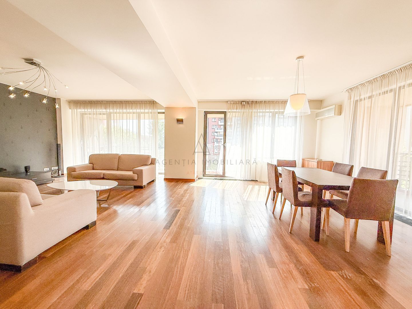 4 camere Central Park l loc parcare l 150 mp - Poză 2