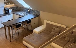 Apartament 3 camere decomandat, renovat complet, parcare și pod. - Poză 5