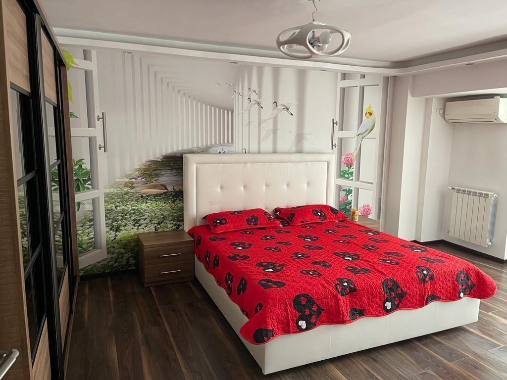 Închiriez apartament 2 camere, Decebal, mobilat, confort lux, parcare - Poză 3