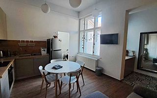 Inchiriere 3 camere  ultracentral, str. Ep.Mihai Pavel, Oradea - Poză 5