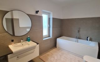 Casă ultrafinisata in zona Parcului central Dumbravita - Poză 20