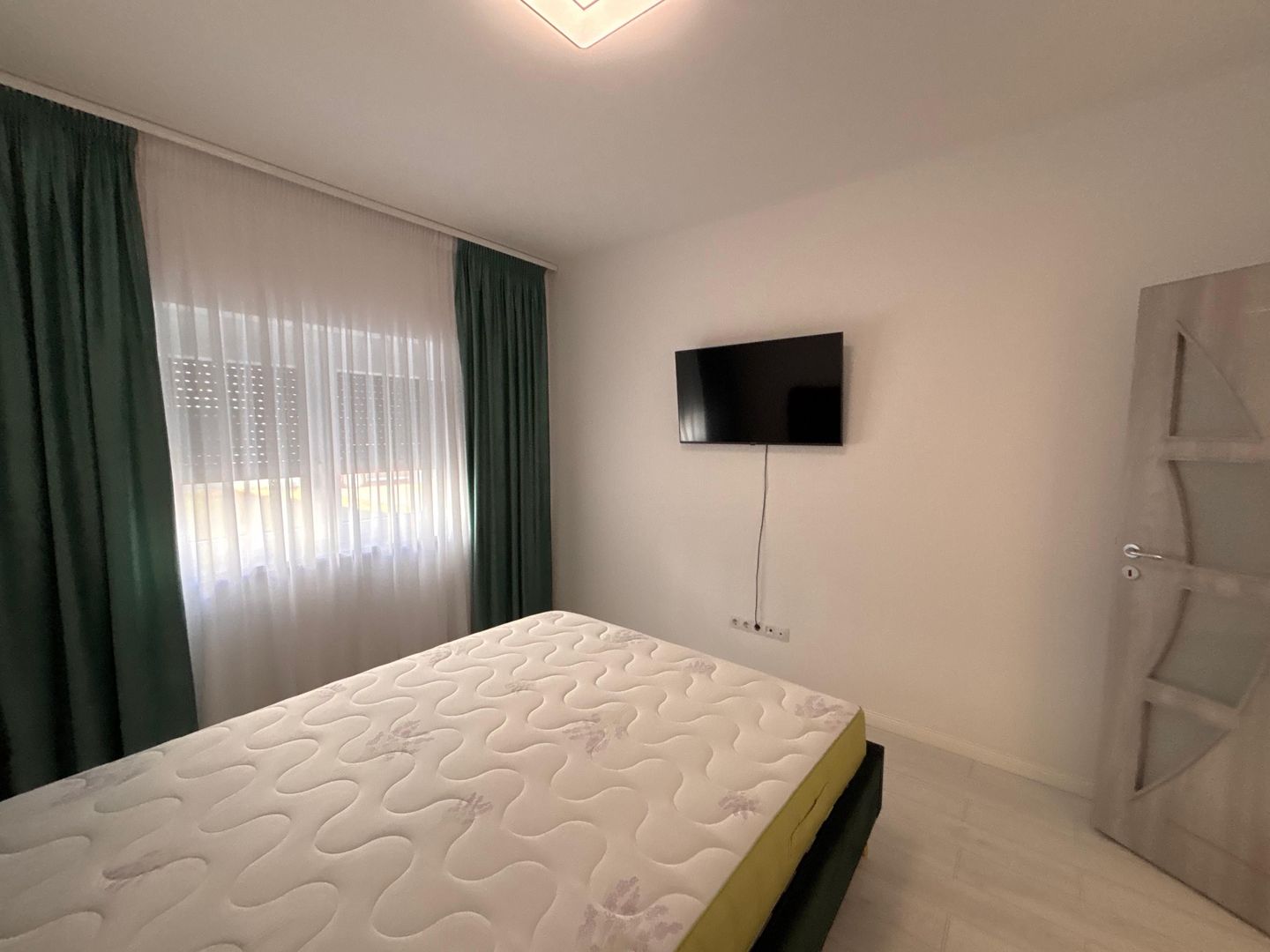 Apartament cu 3 camere si 2 locuri de parcare - Arhitectilor - Poză 14