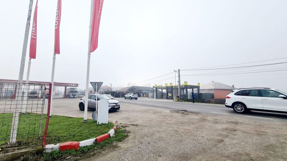 Teren intravilan Babeni - Poză 1