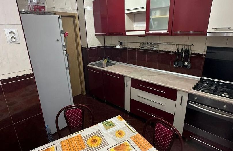 Apartament 4 camere zona Titan - Barajul Bistritei - Poză 1