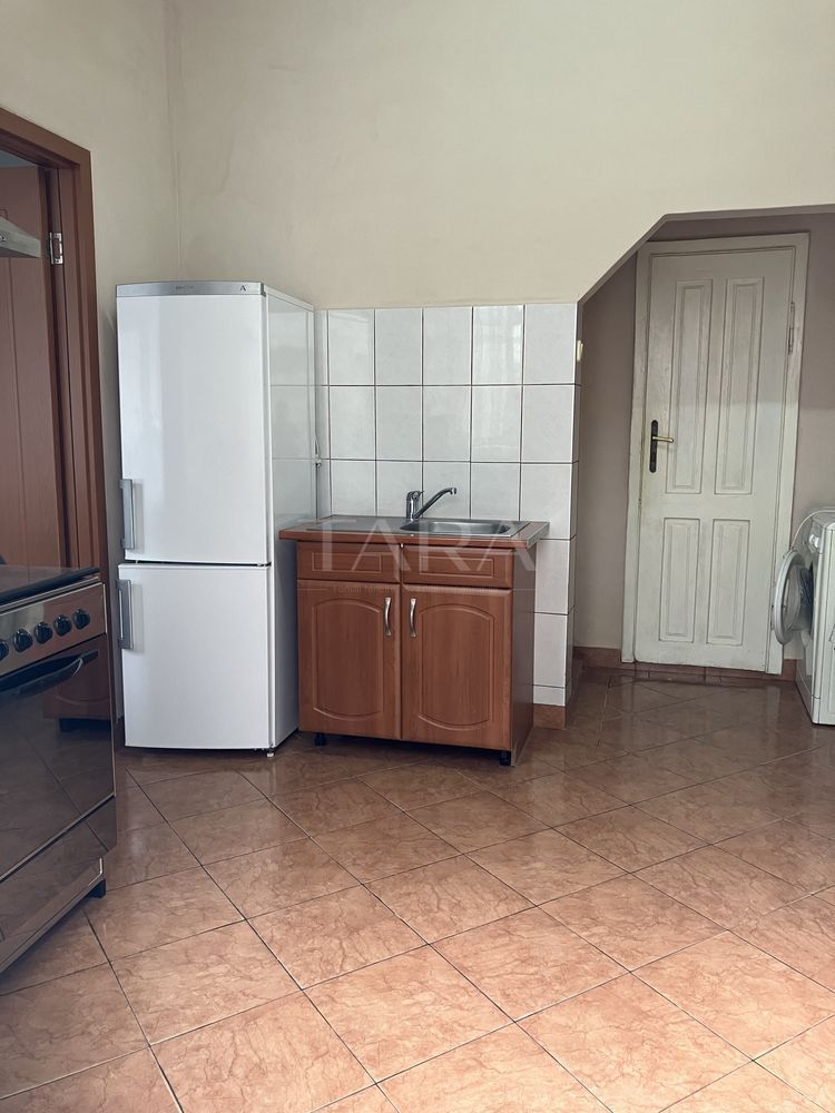 Casă cu 2 camere decomandate de vânzare în zona Horea/Gară - Poză 3
