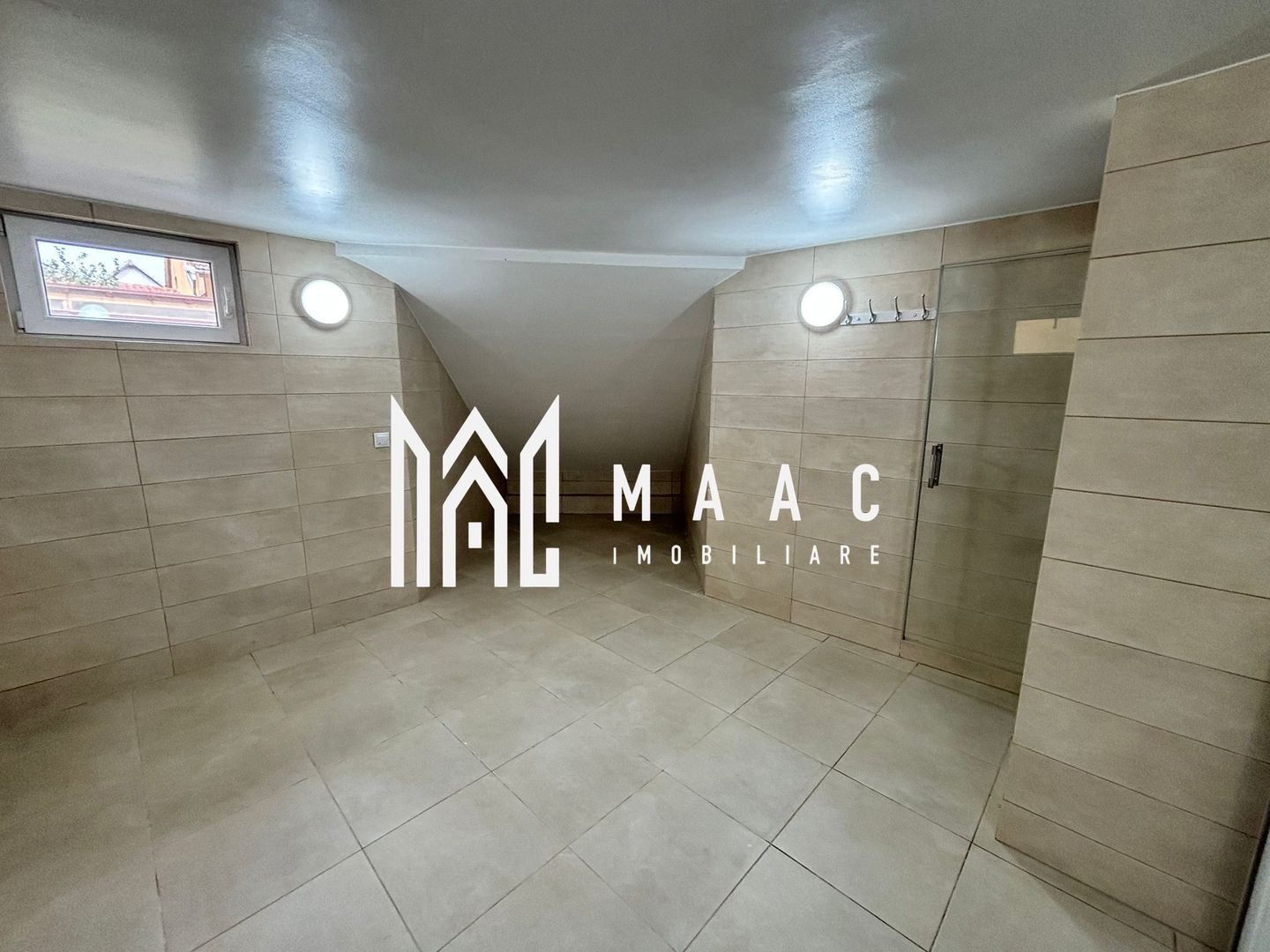 Apartament 4 camere decomandat | Terezian, Sibiu | 180 mp, curte 400 mp - Poză 19