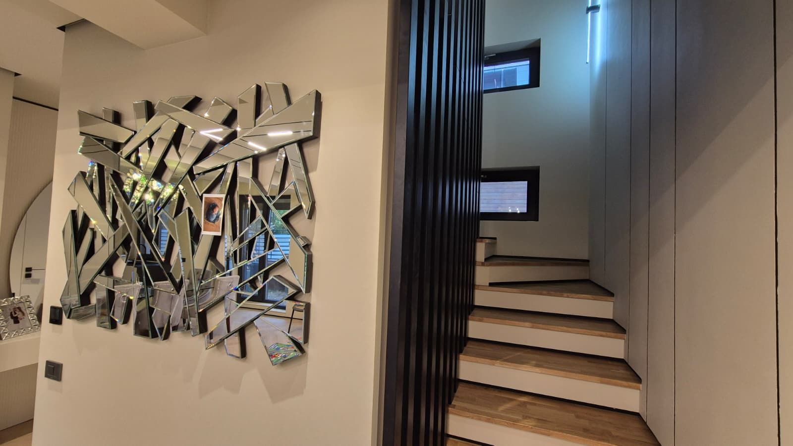 VILA NOUA | MOBILATA SI UTILATA | DAMAROAIA | LANGA PETROM CITY - Poză 43