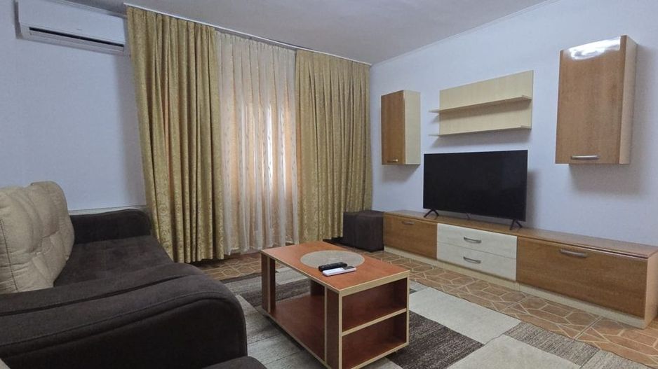 Garsonieră spațioasă 45 mp, etaj intermediar, mobilată, Basarabia - Poză 1