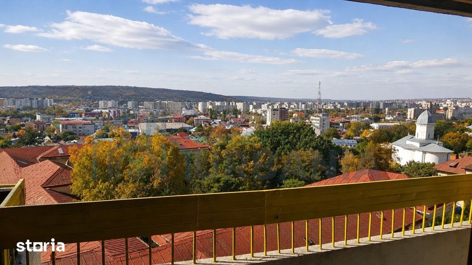 Apartament 3 camere ultracentral Iași, mobilat, 2 băi, 2 balcoane, vedere panoramică - Poză 3